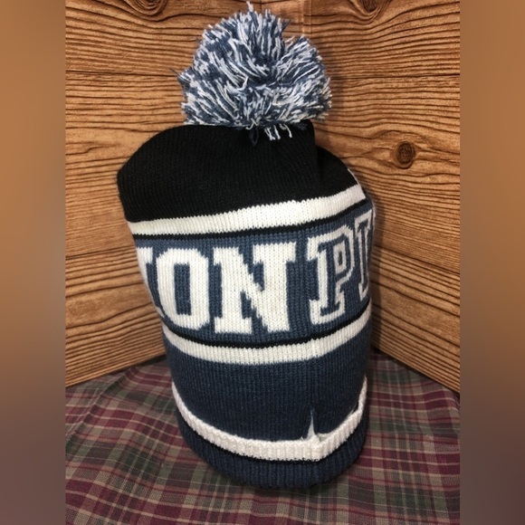 🚦PINK Blue & White Chunky Pom Pom hat - Picture 7 of 10